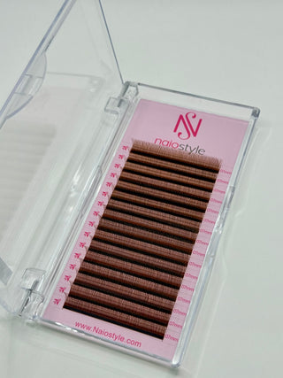 .07 YY Curvatura D Color Medium Brown/Marrón