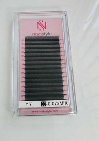 .07 YY Curvatura D Color Negro Mix