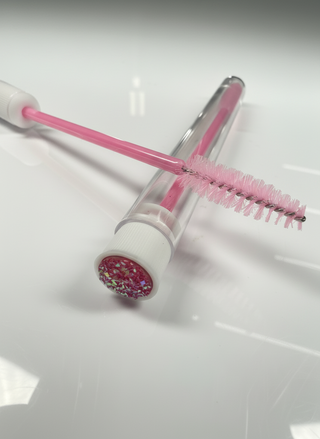 Travel Mascara Wand Brush with Tube- Cepillo de Pestañas con tubo protector.